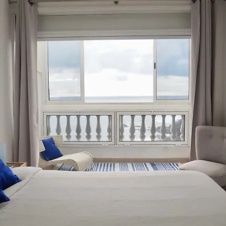 בית נופש Seaview Duplex *